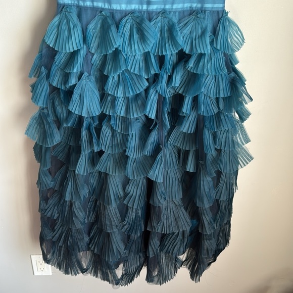 NEW MARCHESA NOTTE V-Neck Ombre Tulle Tiered Ruffle Gown Sage 14 - Picture 5 of 13